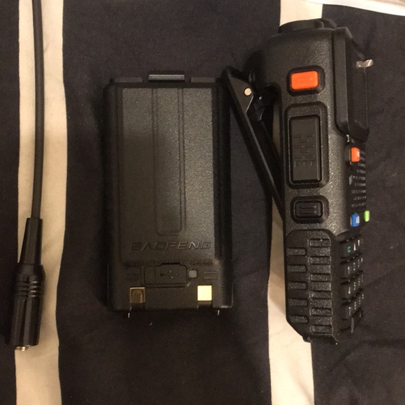 BAOFENG AR-5RM Ham Radio (Upgrade of UV-5R) Handheld Two Way Radio - Picture 5 of 6